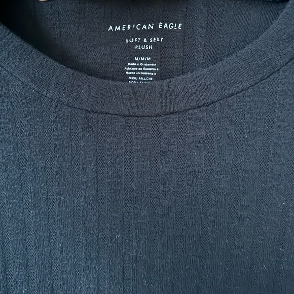 American eagle long sleeve with front tie - Picture 3 of 4